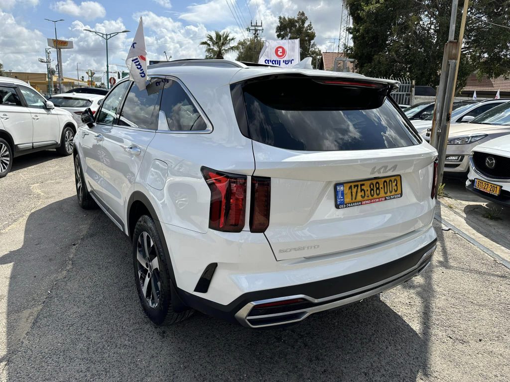 קיה סורנטו EX (7)